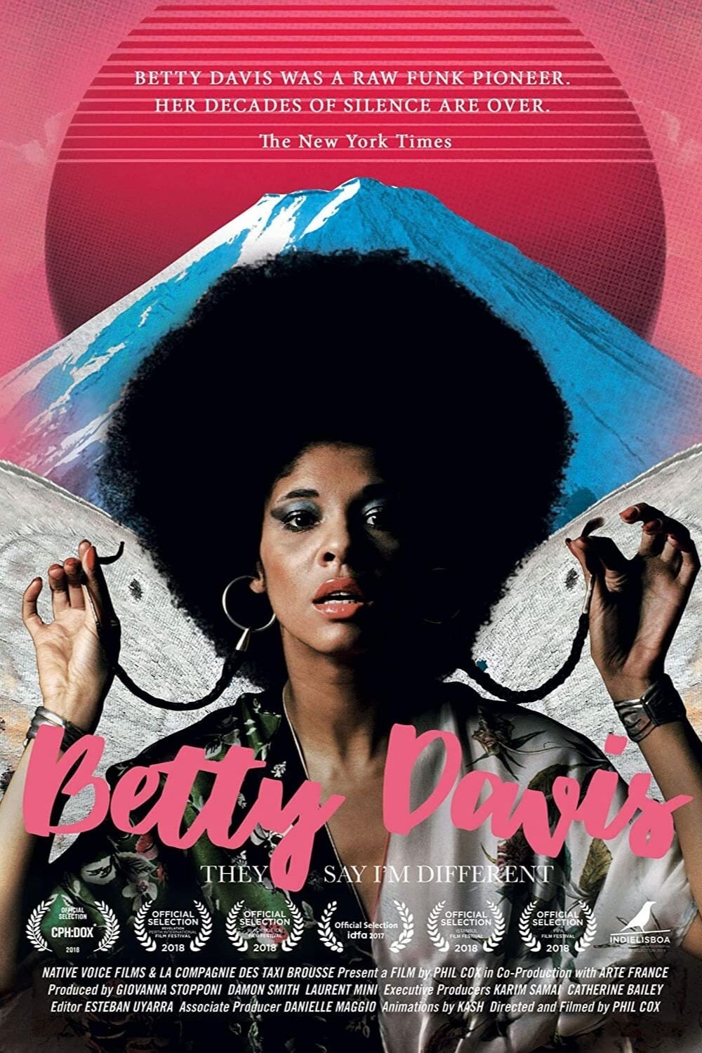 Caratula de Betty: They Say I’m Different 