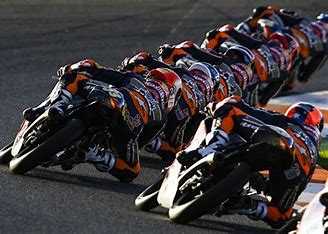 Caratula de Born Racers